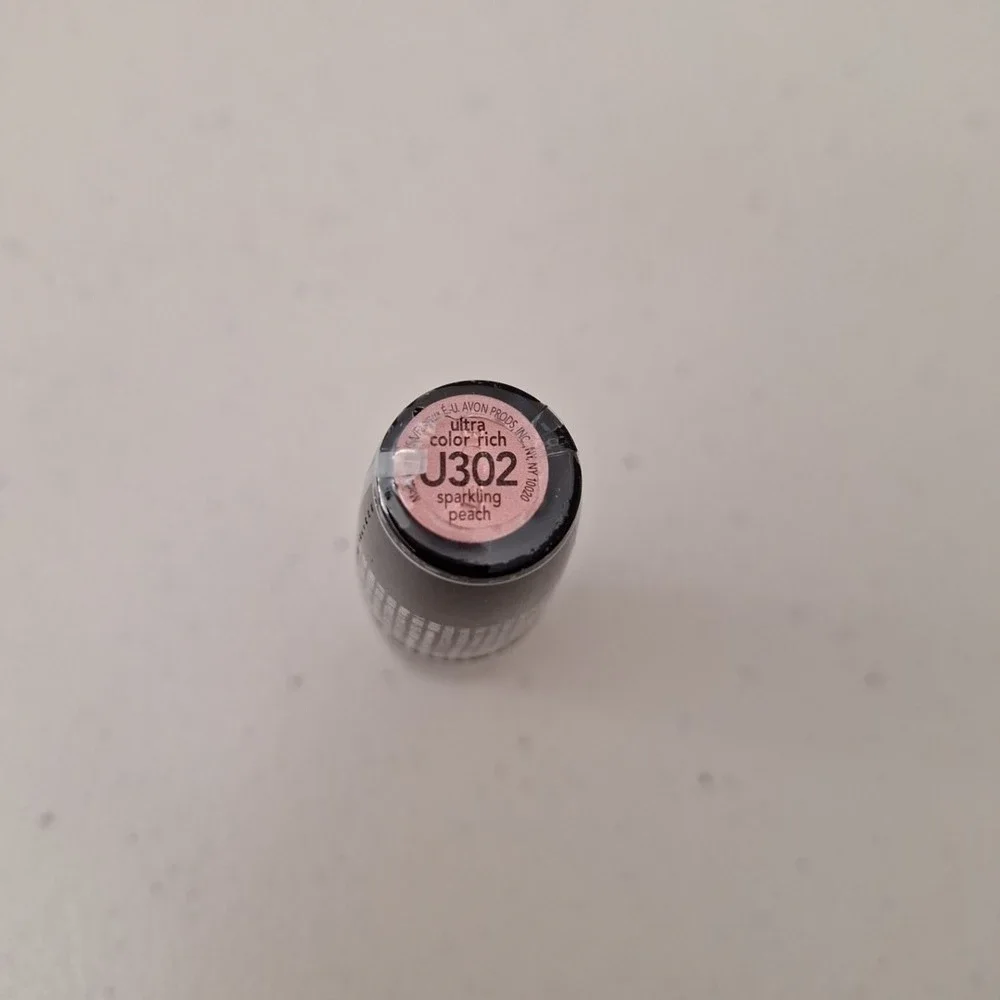 NEW Sealed AVON ULTRA COLOR rich LIPSTICK lip color - SPARKLING PEACH